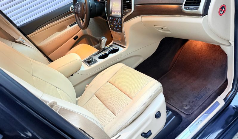 JEEP GRAND CHEROKEE LIMITED STD 2016 MODEL GCC full