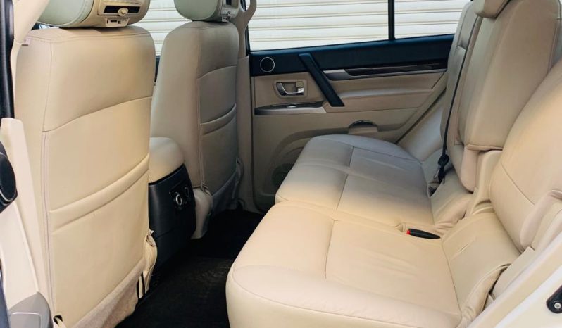 MITSUBISHI PAJERO 2016 MODEL GCC full