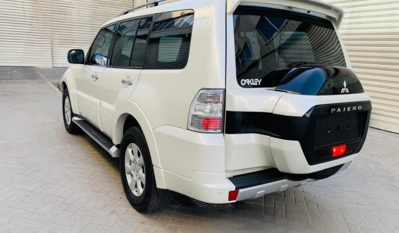 MITSUBISHI PAJERO 2016 MODEL GCC full